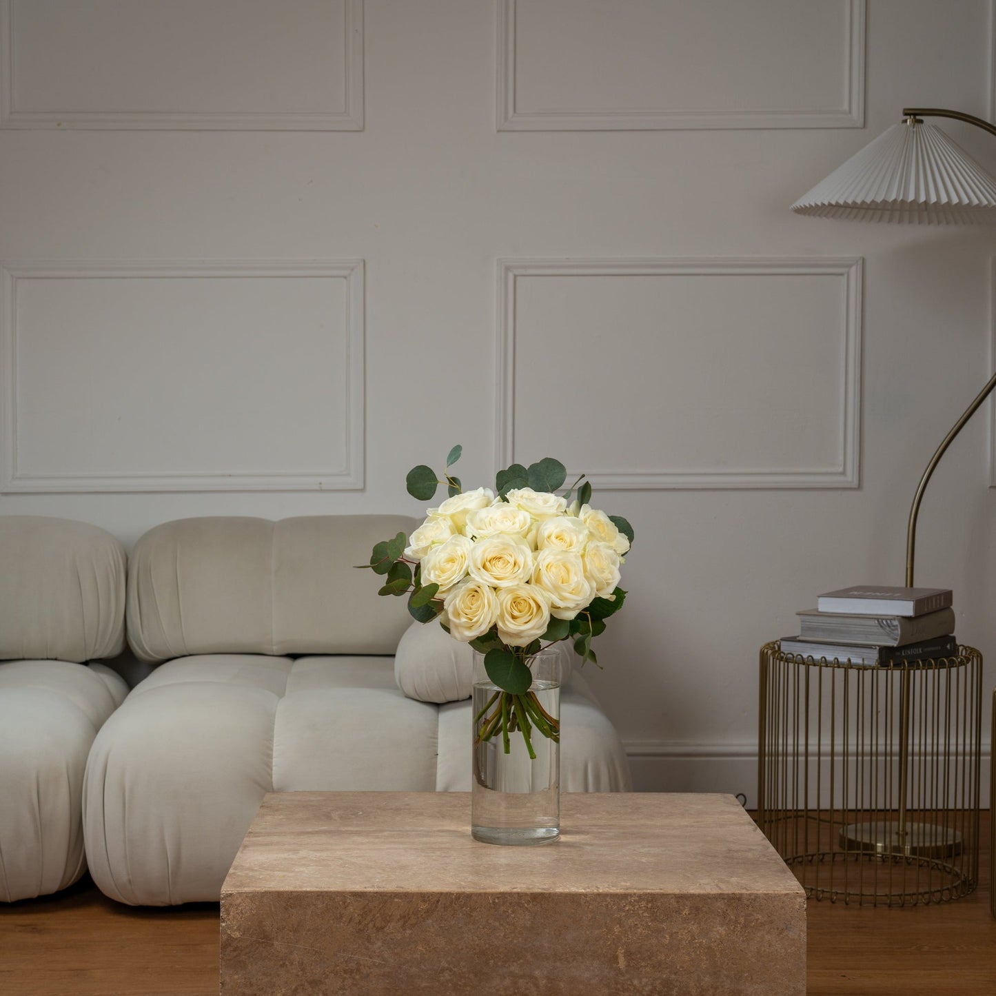 White Roses (12 stems)