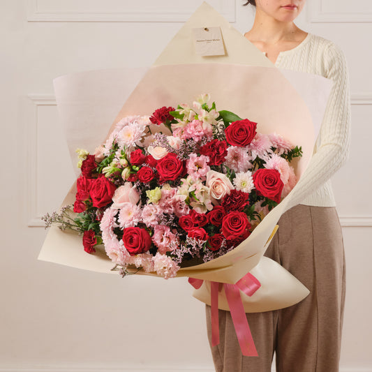 Rosy Garnet Fresh Flower Bouquet Large