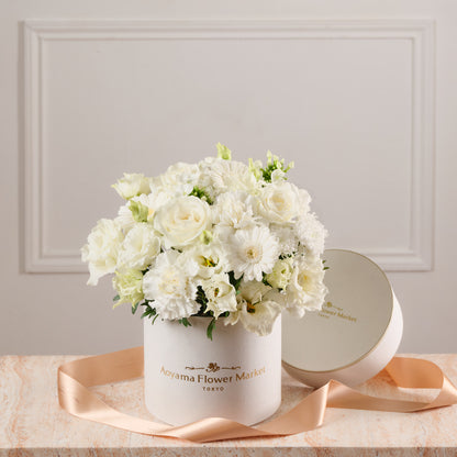 Hat Box Fresh Flower Arrangement -White