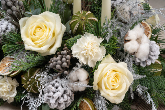 Silent Night Fresh Flower Candle Arrangement Large