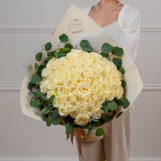 White Roses (50 stems)
